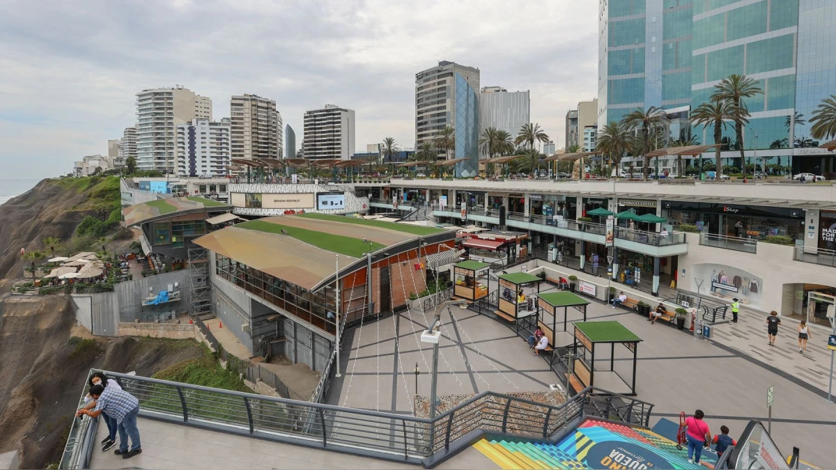 Larcomar商埸重新开放，但有限制：哪些区域仍然关闭？为什么？【秘鲁新世界日报】