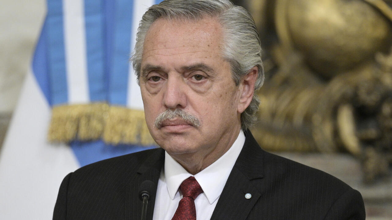 阿根廷前总统费尔南德斯涉嫌贪腐被起诉【秘鲁新世界日報】