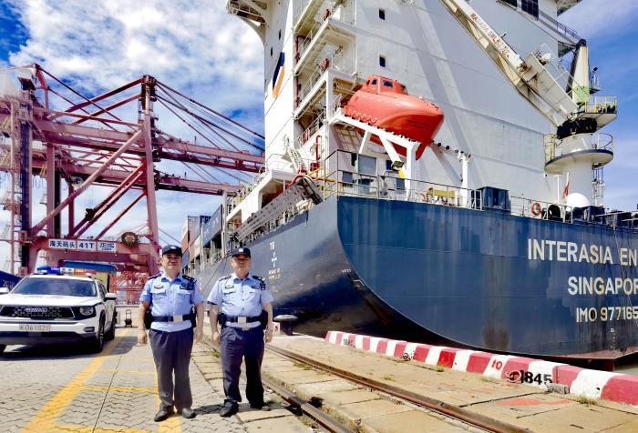 福建与东盟经贸往来热络 “即报即检”服务货船进出港【秘鲁新世界日報】