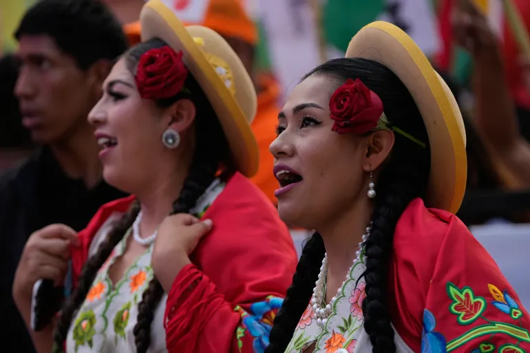 右翼决选：了解玻利维亚总统选举【秘鲁新世界日報】