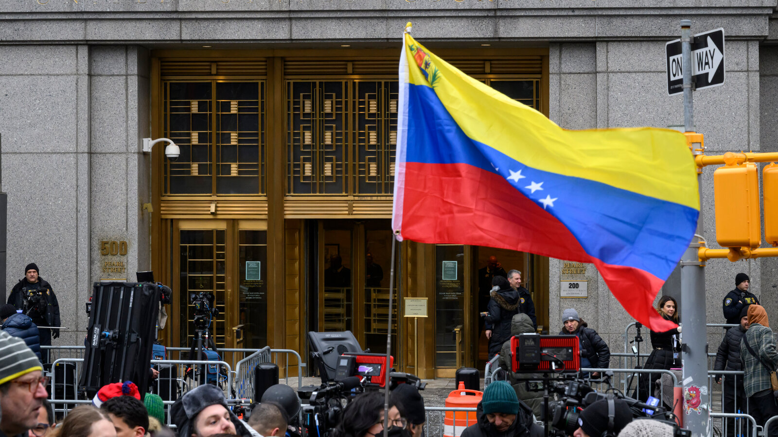 美国被曝计划推动中情局永驻委内瑞拉，此事正秘密推进【秘鲁新世界日報】