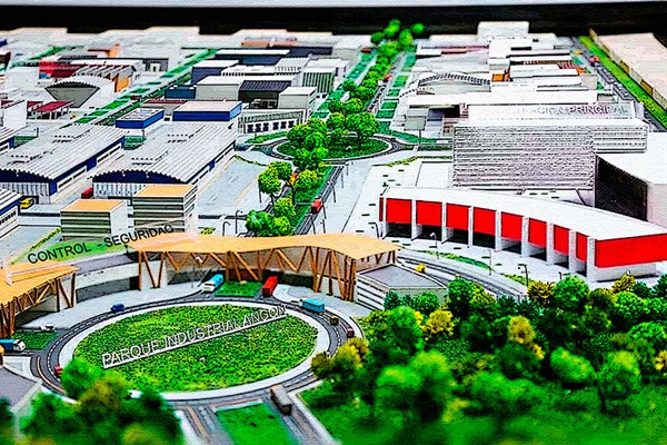 Apertura y redespliegue industrial【秘鲁新世界日報】